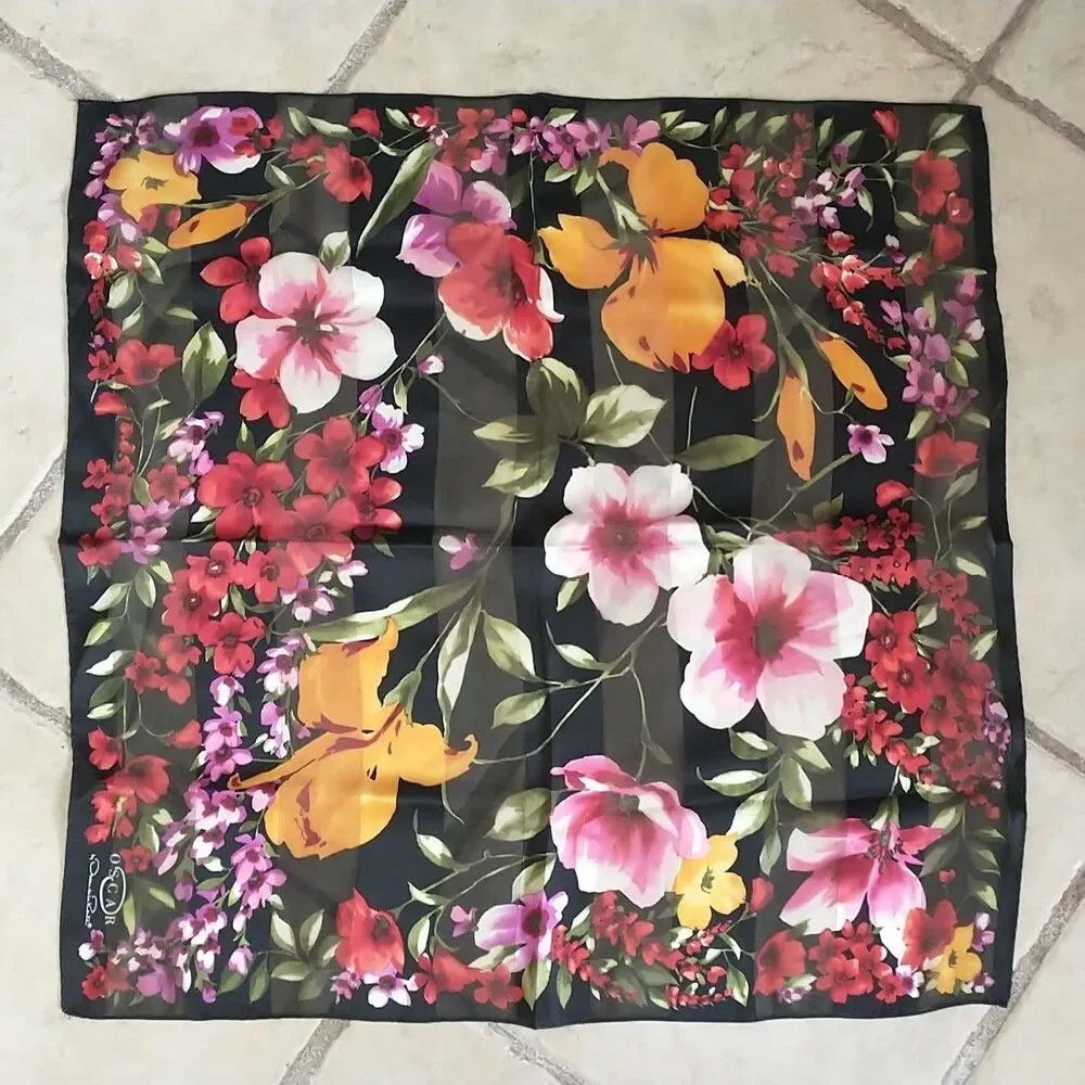 OSCAR By Oscar De La Renta Scarf Pink Black Floral Silk Square 20